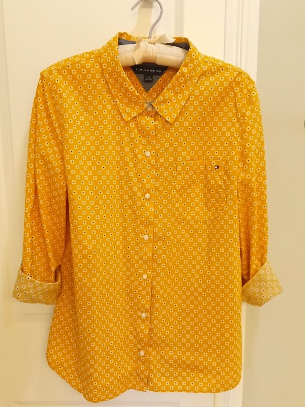 Tommy Hilfiger Button Down Shirt Gold Print Flowers